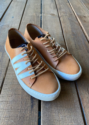 Sneakers Artesanais em Pele Natural